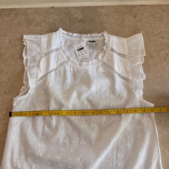 J Crew Factory White Flutter Sleeve Clip Dot Cotton Womens Size S Blouse - Picture 6 of 12